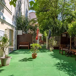 2* Ξενοδοχείο με διαμερίσματα Les Cordeliers