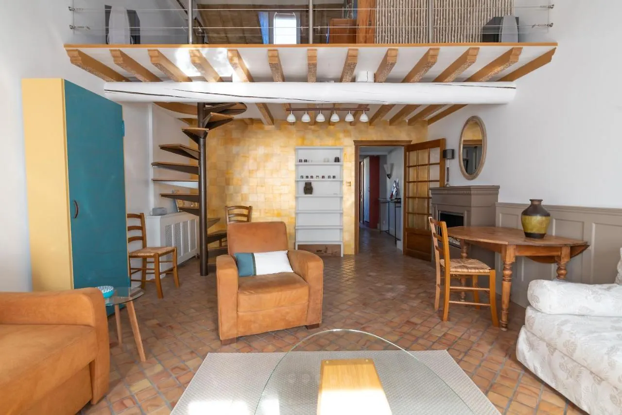 Hypercentre 10 Min De La Gare D'Avignon - Appartement Charmant Et Lumineux 0*, Avignon France