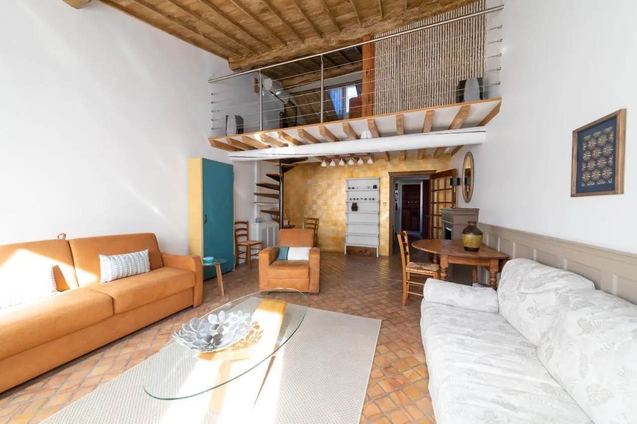 Apartment Hypercentre 10 Min De La Gare D'Avignon - Appartement Charmant Et Lumineux France